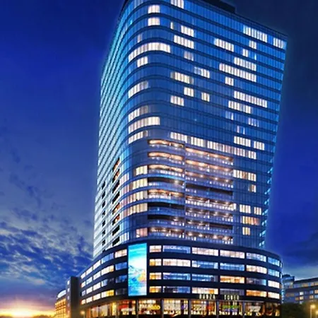 Hanza Tower Silver 21 & Pool Appartement *